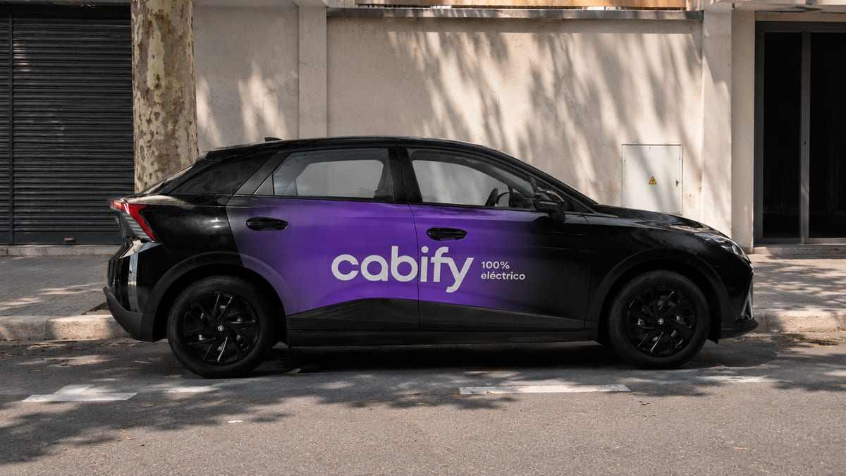 Fotografía que ilustra la noticia: Batería de un MG4 de VTC conserva el 90% de capacidad tras 200.000 kilómetros en Madrid