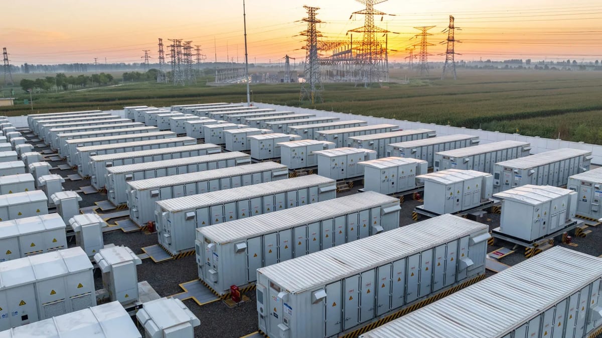 Fotografía que ilustra la noticia: El almacenamiento batirá récord en 2026 con 188 GW nuevos y China, EE UU y Australia acaparan el 62%