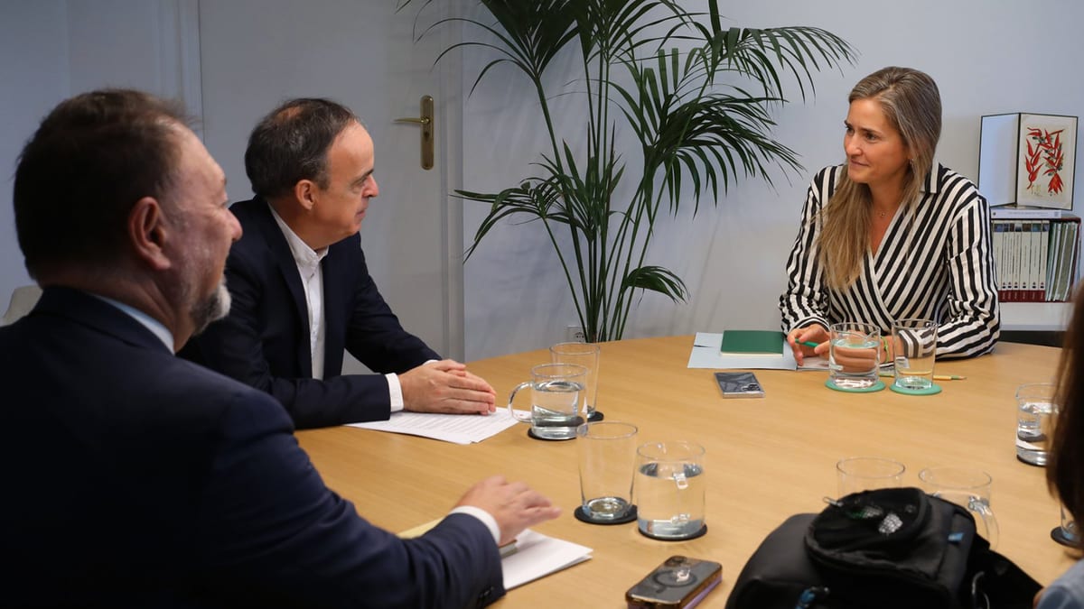 Fotografía que ilustra la noticia: El Gobierno encarga a la CNMC un estudio sobre la traslación de los precios energéticos para evitar abusos