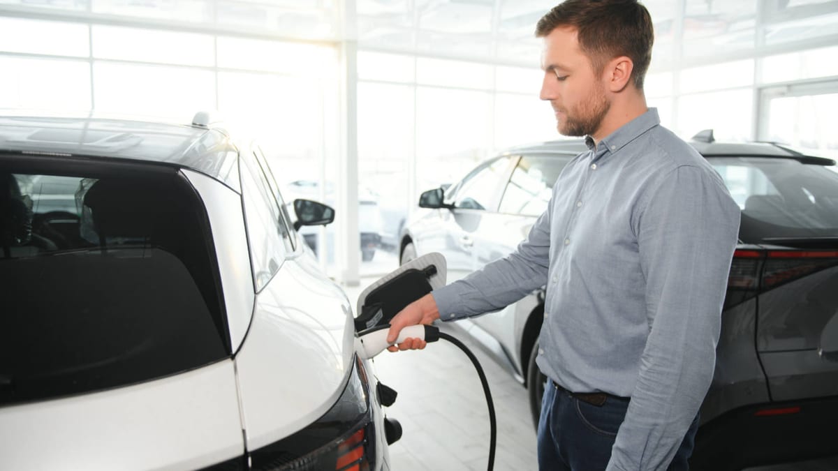 Fotografía que ilustra la noticia: El precio medio del coche eléctrico nuevo baja en España a 45.335 euros, un 13% menos en un año