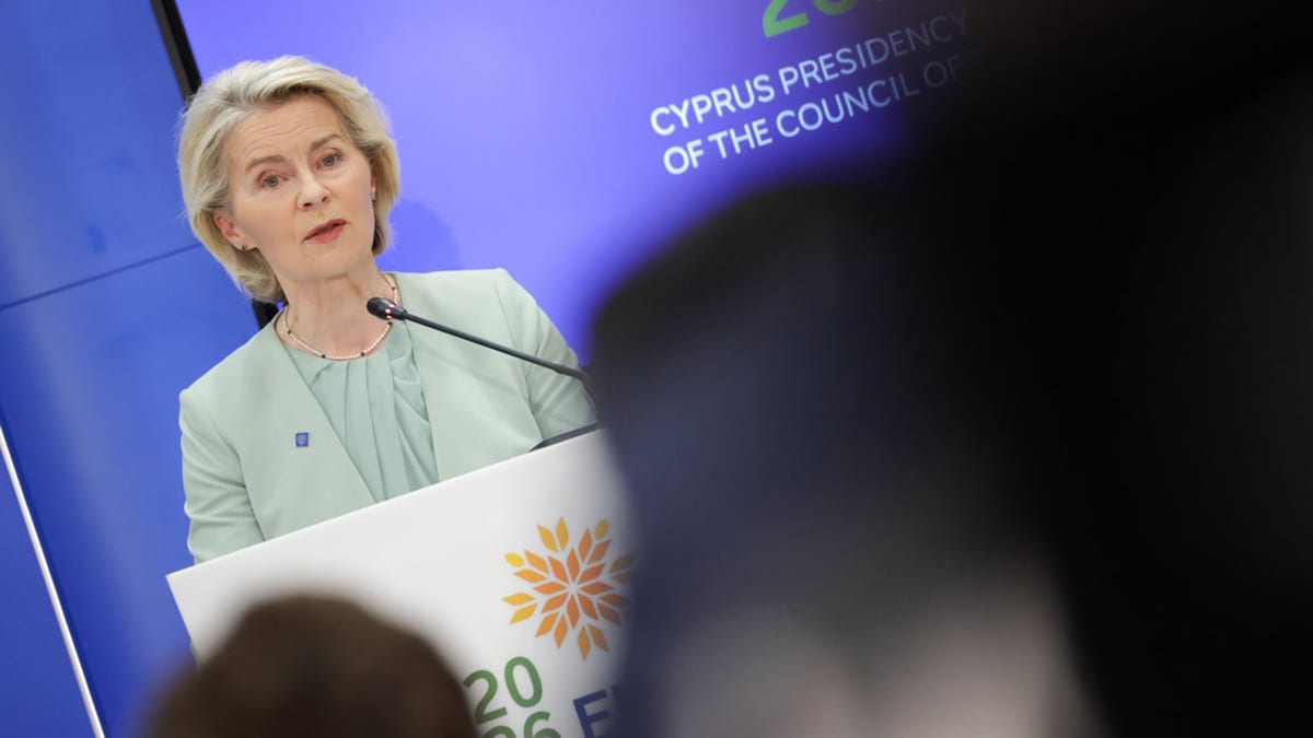 Fotografía que ilustra la noticia: El sector eléctrico y renovable europeo pide a Von der Leyen un plan para acabar con la dependencia de los fósiles tras el sobrecoste de 50.000 millones