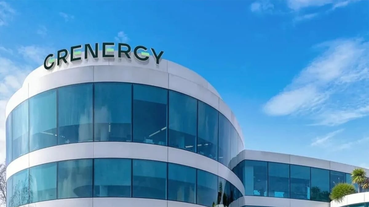Fotografía que ilustra la noticia: Grenergy sube un 5,41% en Bolsa tras cerrar una financiación de 457 millones de dólares para solar y almacenamiento en Chile