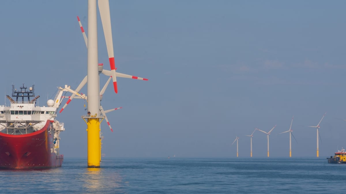 Fotografía que ilustra la noticia: La fusión Dominion-NextEra ignora la eólica marina y amenaza la senda renovable de Virginia