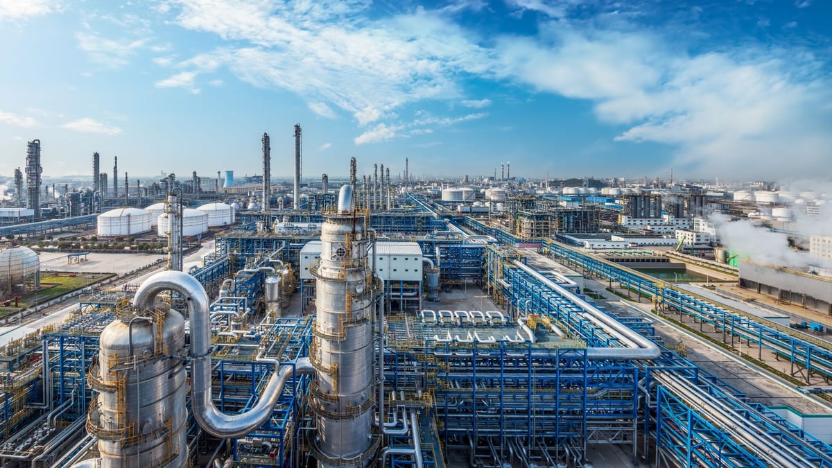 Fotografía que ilustra la noticia: La petroquímica mundial entra en una nueva era con exceso de capacidad y rentabilidad muy por debajo de los mercados, según IEEFA